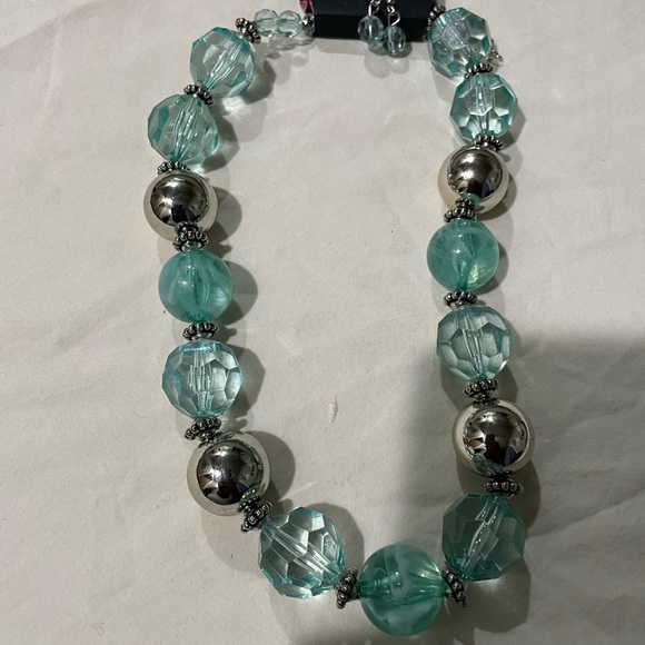 Jewelry - Picture 10 of 14